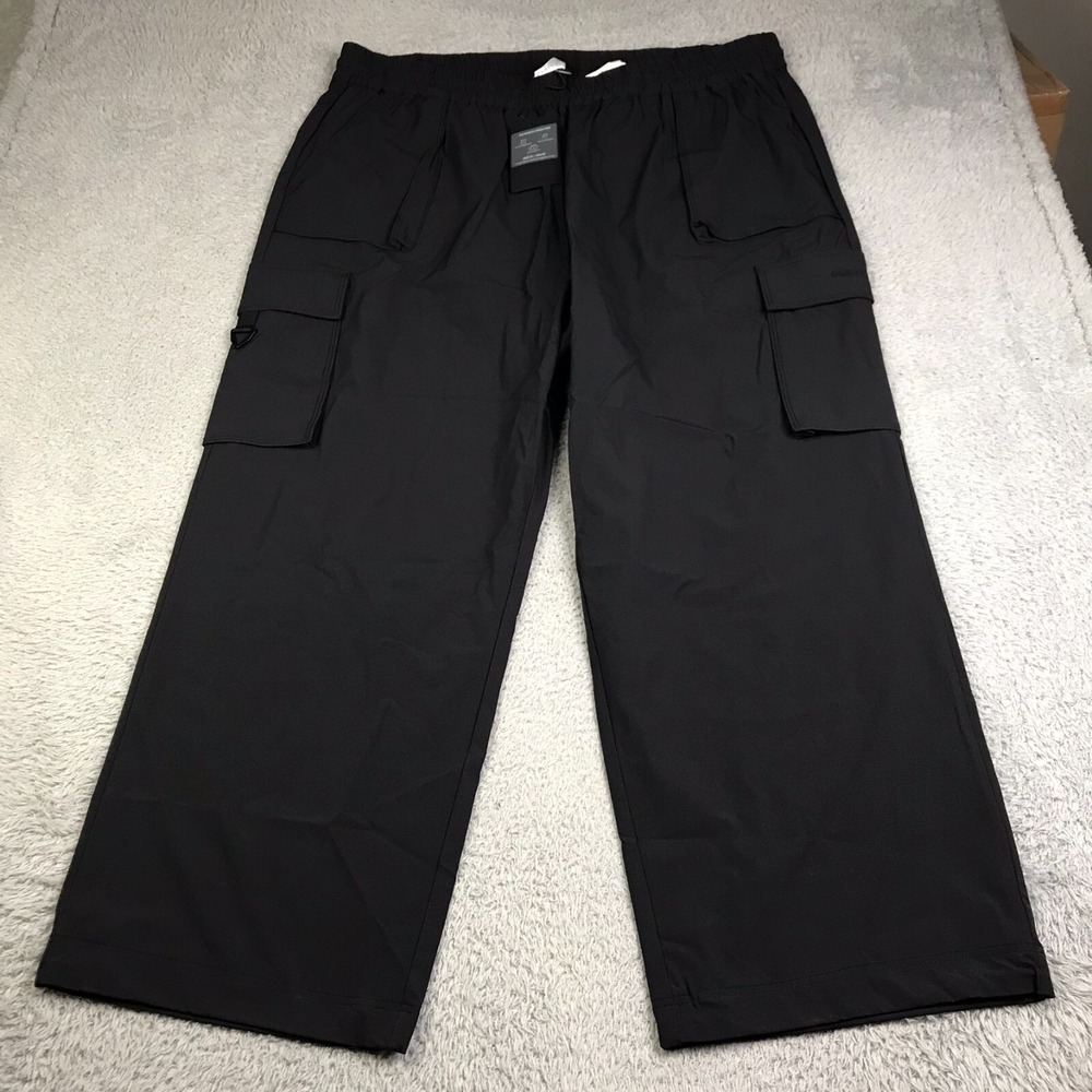 Fabletics‎ The Heights Cargo Pants Womens 2X Black Relaxed Water Resistant NEW